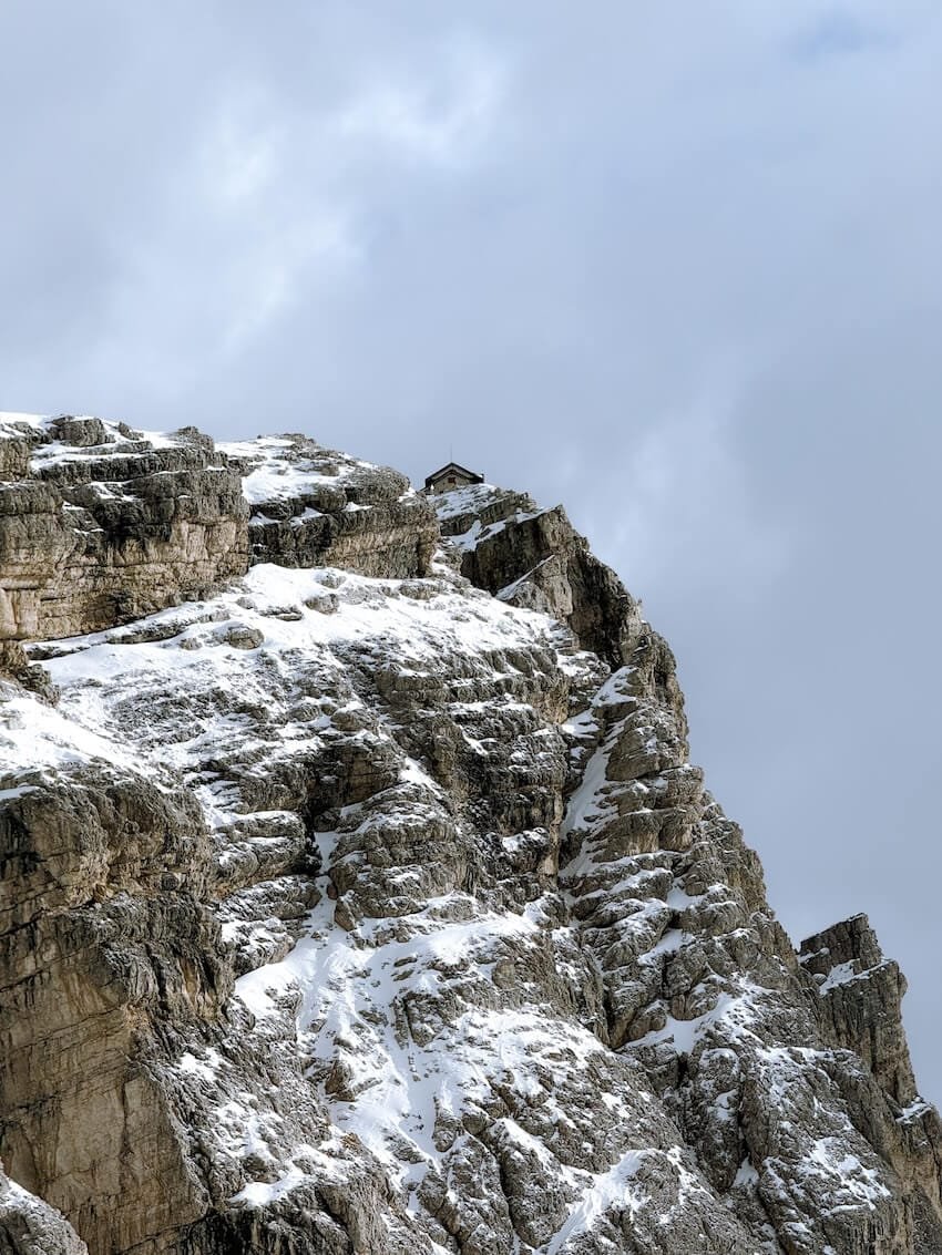 Rifugio Nuvolau dal Rifugio Averau