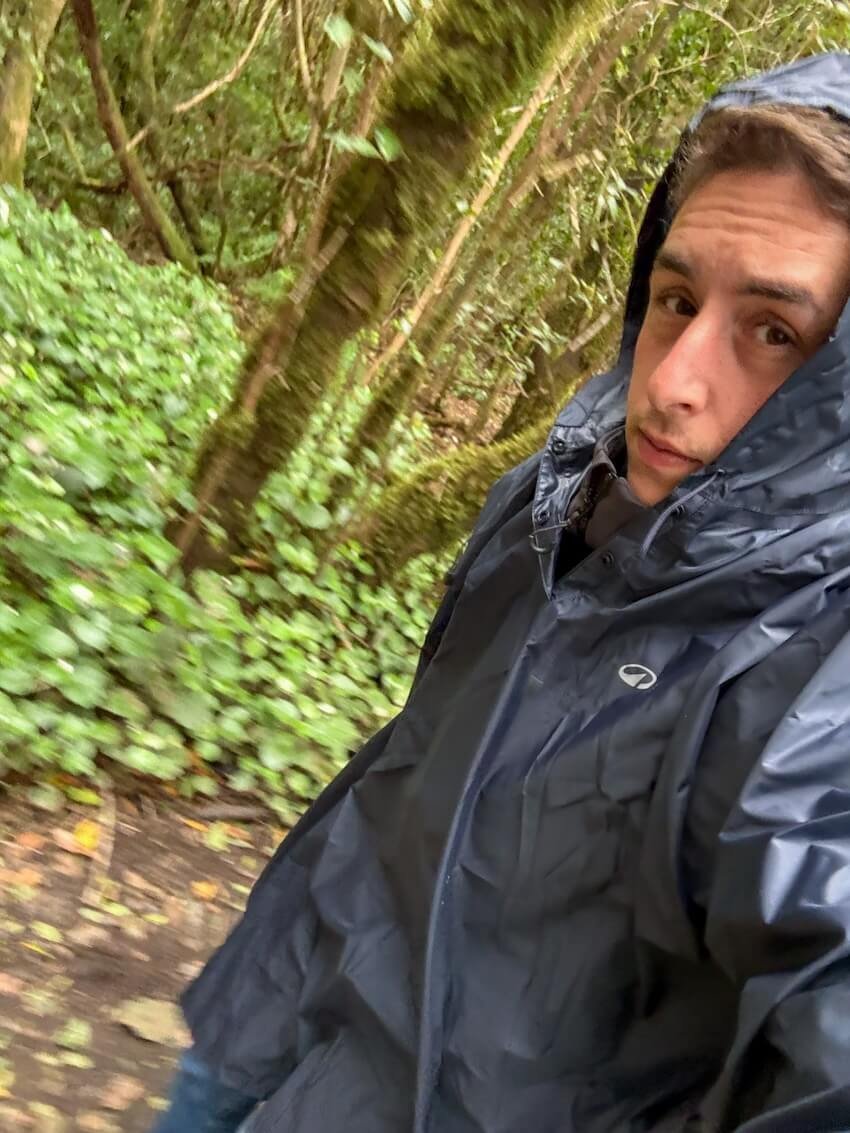 Pal con Poncho Sentiero Bosque Encantado Tenerife
