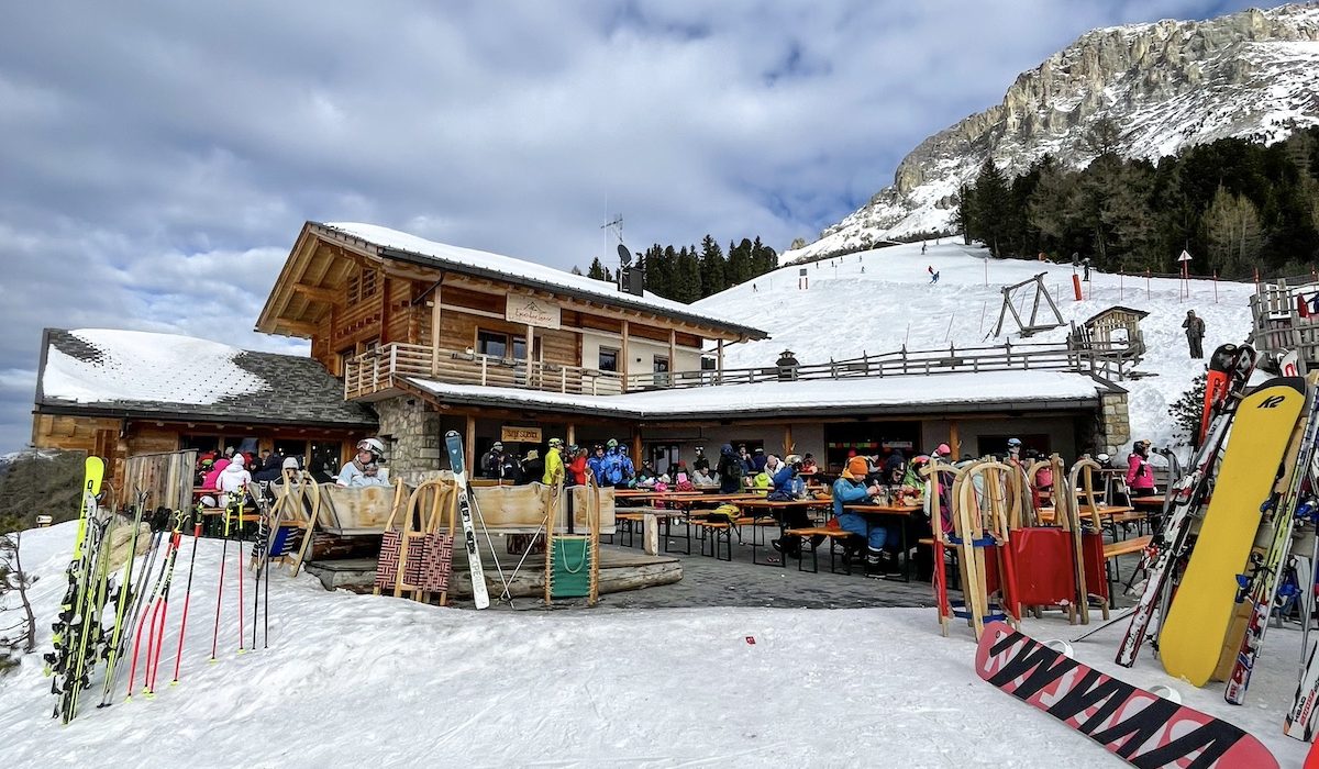 Copertina Epircher Laner Alm con Latemar