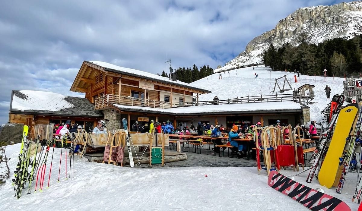 Copertina Epircher Laner Alm con Latemar